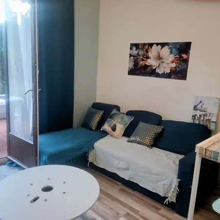 Petit Nid Douillet Kamp alanı *